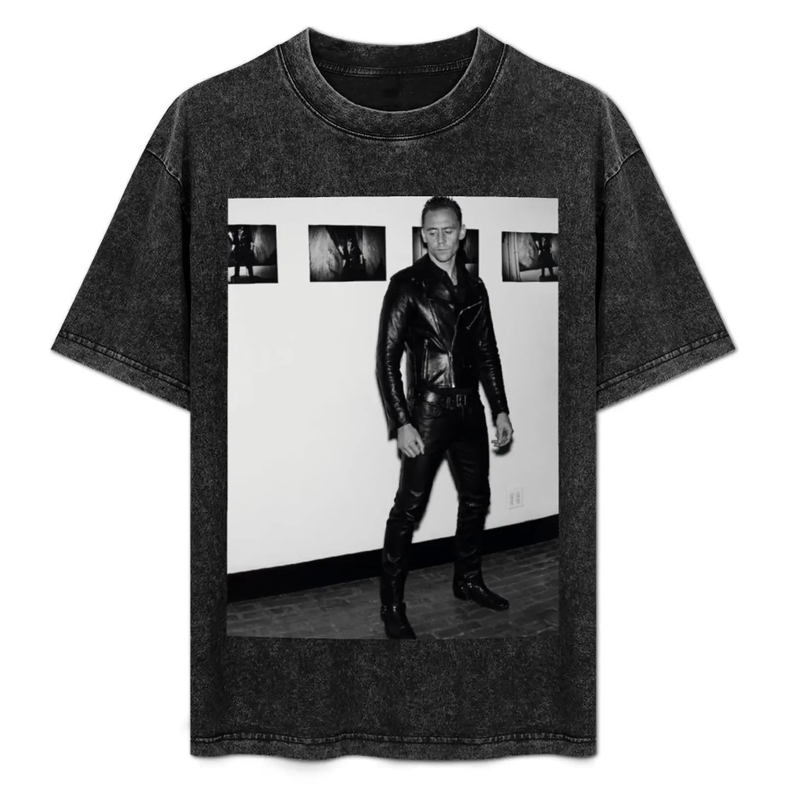 Tom Hiddleston T-Shirt Worker Basic Short Sleeve Tee
Tom Hiddleston T-Shirt Worker Basic Short Sleeve Tee