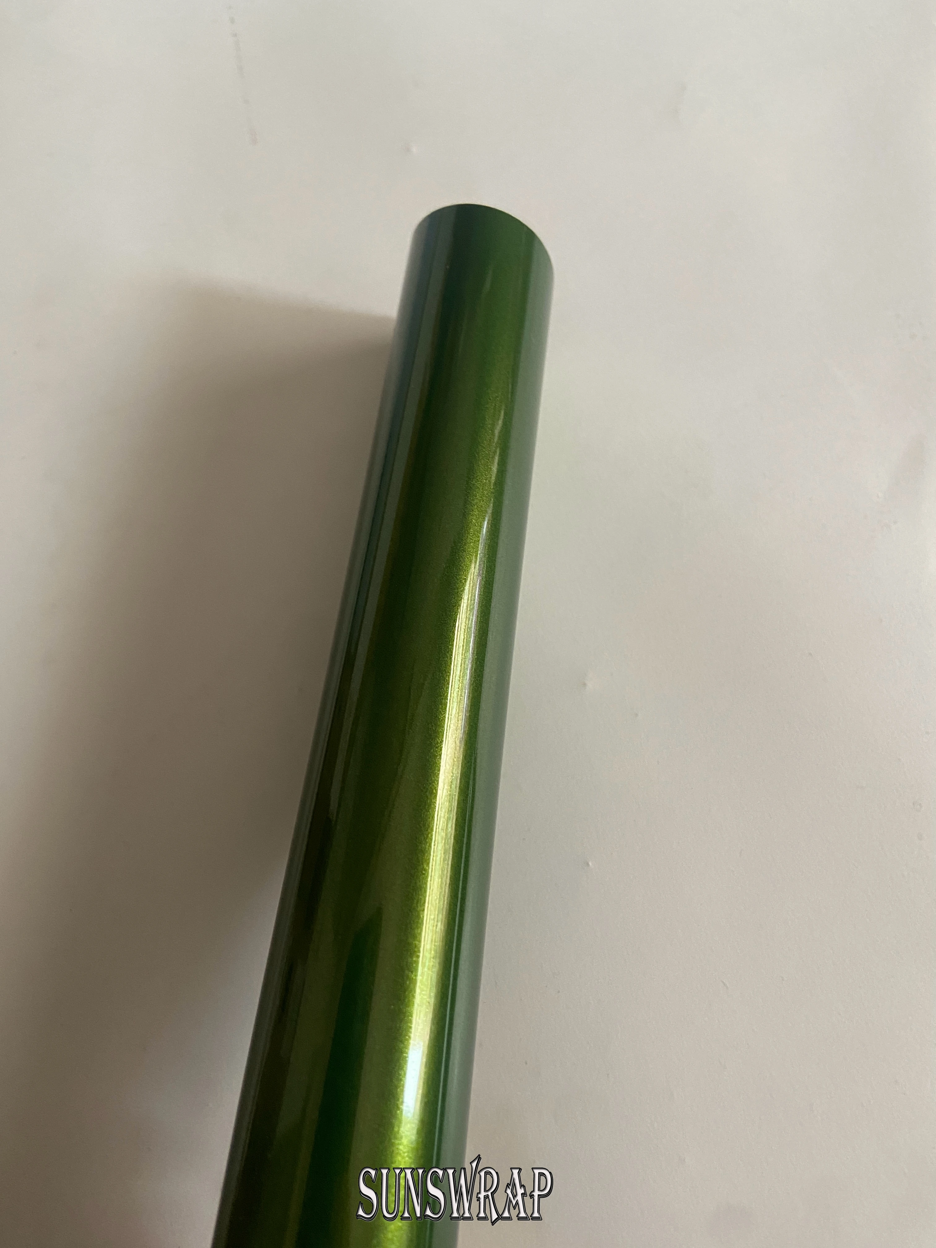 Metallic Glossy Mamba Green Vinyl Wrap High Gloss Car Wrap Stickers on the HOOD Decals for vehicles with PET Liner 5x59ft/roll
Metallic Glossy Mamba Green Vinyl Wrap High Gloss Car Wrap Stickers on the HOOD Decals for vehicles with PET Liner 5x59ft/roll