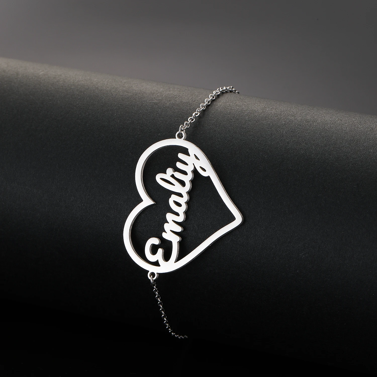 QIMING Custom Love Heart Name Women Bracelet Personalised Wedding Bracelet Stainless Steel Jewelry Christmas Gift
QIMING Custom Love Heart Name Women Bracelet Personalised Wedding Bracelet Stainless Steel Jewelry Christmas Gift