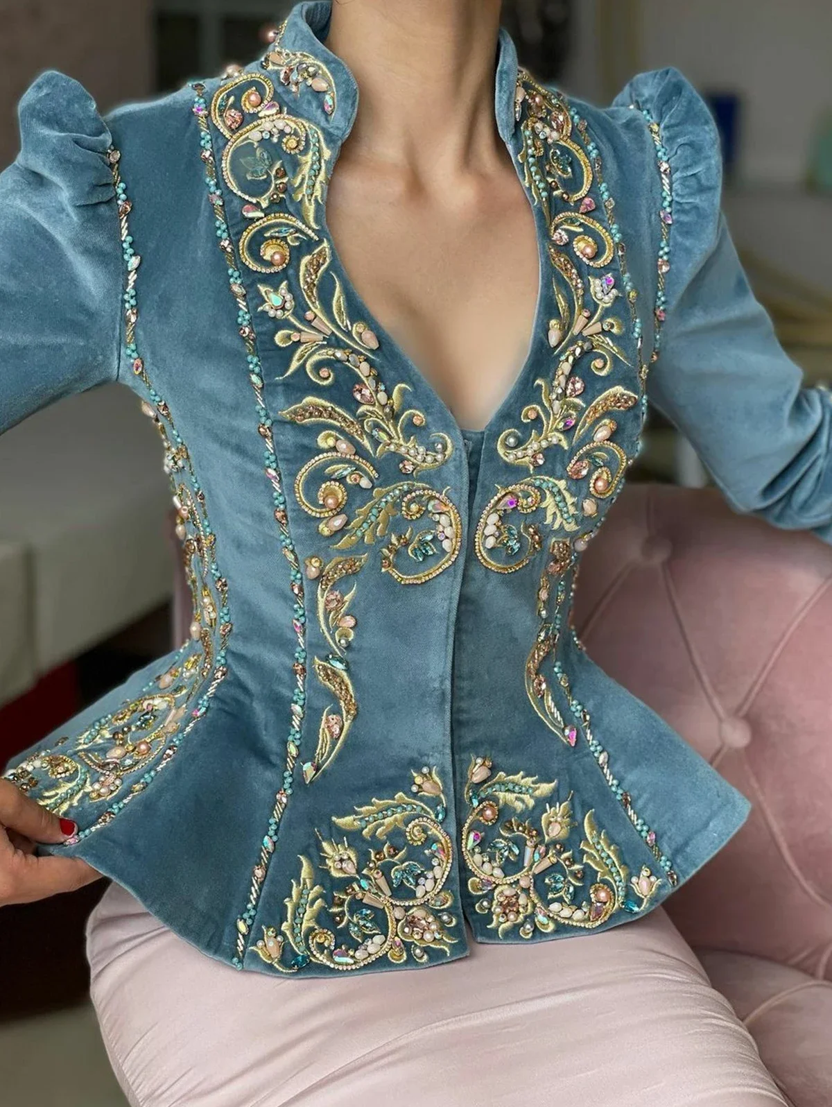 Elegant Luxury Velvet Tops Women Floral Embroidered Deep V Neck Slim Waist Peplum Long Sleeve Asymmetric Ruffle Hem Blouse
Elegant Luxury Velvet Tops Women Floral Embroidered Deep V Neck Slim Waist Peplum Long Sleeve Asymmetric Ruffle Hem Blouse