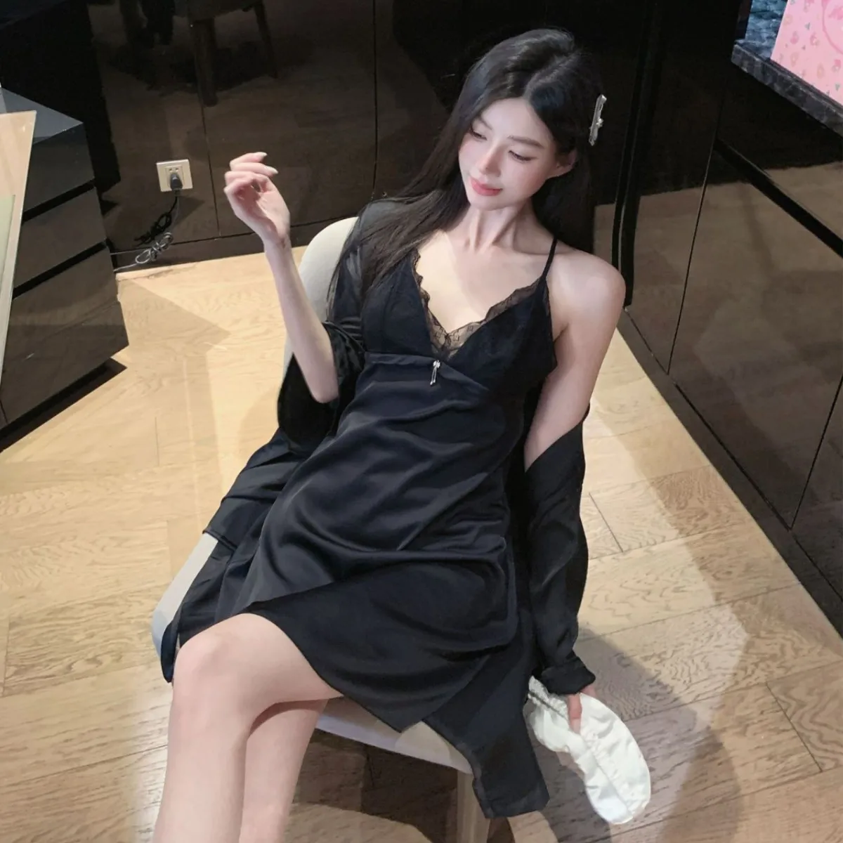 Lace Trim Suspender Nightgown Sleepwear Sexy Female Nighty&robe Set Lounge Wear Lingerie Loose Casual Silky Satin Home Dress
Lace Trim Suspender Nightgown Sleepwear Sexy Female Nighty&robe Set Lounge Wear Lingerie Loose Casual Silky Satin Home Dress