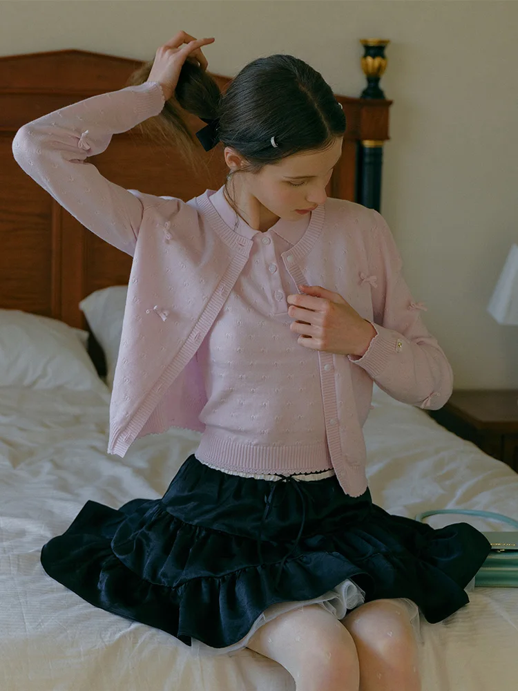 Pink Knitted Cardigan Spring 2026 Women's Fashion Knot Neck Vest Inner Wear Retro Commute Style Long Sleeve
Pink Knitted Cardigan Spring 2026 Women's Fashion Knot Neck Vest Inner Wear Retro Commute Style Long Sleeve