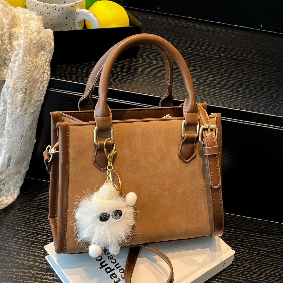 2025 Boho Tote Shoulder Bag for Women Minimalist Shoulder Crossbody Purse Fashionable Handbag
2025 Boho Tote Shoulder Bag for Women Minimalist Shoulder Crossbody Purse Fashionable Handbag