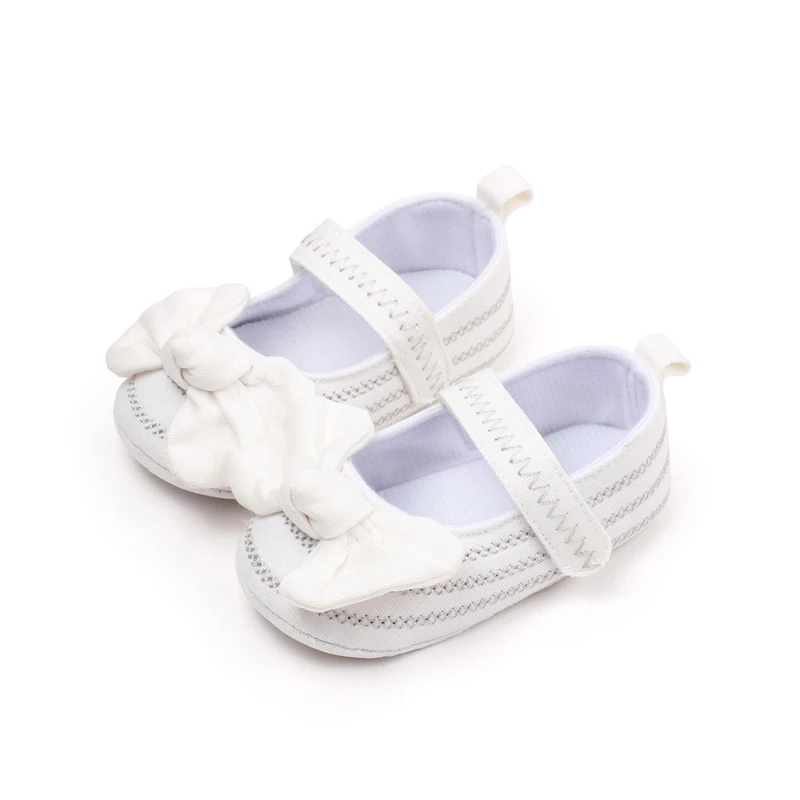 Baby Girls Soft Sole Mary Jane Flats Bowknot Floral Princess Wedding Dress Shoes Infant Crib First Walkers
Baby Girls Soft Sole Mary Jane Flats Bowknot Floral Princess Wedding Dress Shoes Infant Crib First Walkers