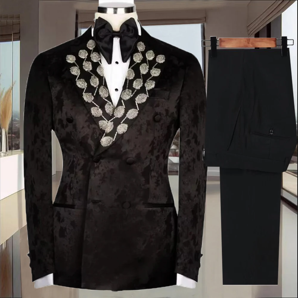 Formal Business Suits Men Double Breasted Floral Jacket Pants 2 Pieces Groom Weding Tuxedos Tailored Crystals Beaded Blazer Sets
Formal Business Suits Men Double Breasted Floral Jacket Pants 2 Pieces Groom Weding Tuxedos Tailored Crystals Beaded Blazer Sets