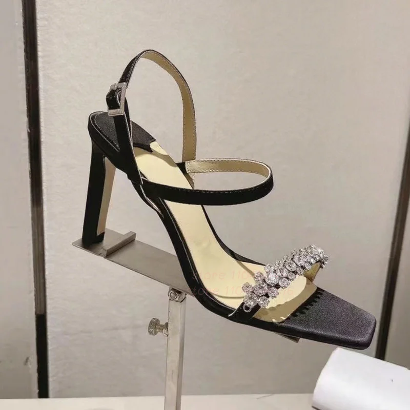 Shiny Rhinestone One-Strap Square Toe Sandals Women Open Toe Ankle Strap Slingback Pumps Lady Sexy Elegant Party Wedding Shoes
Shiny Rhinestone One-Strap Square Toe Sandals Women Open Toe Ankle Strap Slingback Pumps Lady Sexy Elegant Party Wedding Shoes