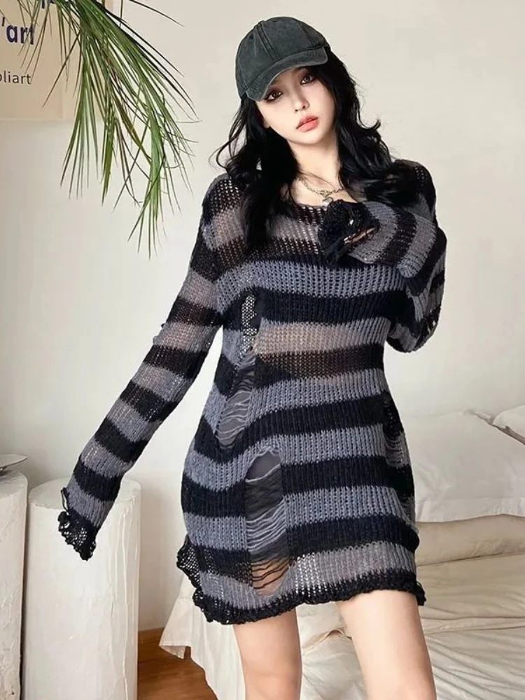 Hikigawa Autumn Casual Striped Women Holes Sweaters O Neck Long Sleeve Pullovers Sweet All Match Loose Grunge Jumpers Women
Hikigawa Autumn Casual Striped Women Holes Sweaters O Neck Long Sleeve Pullovers Sweet All Match Loose Grunge Jumpers Women