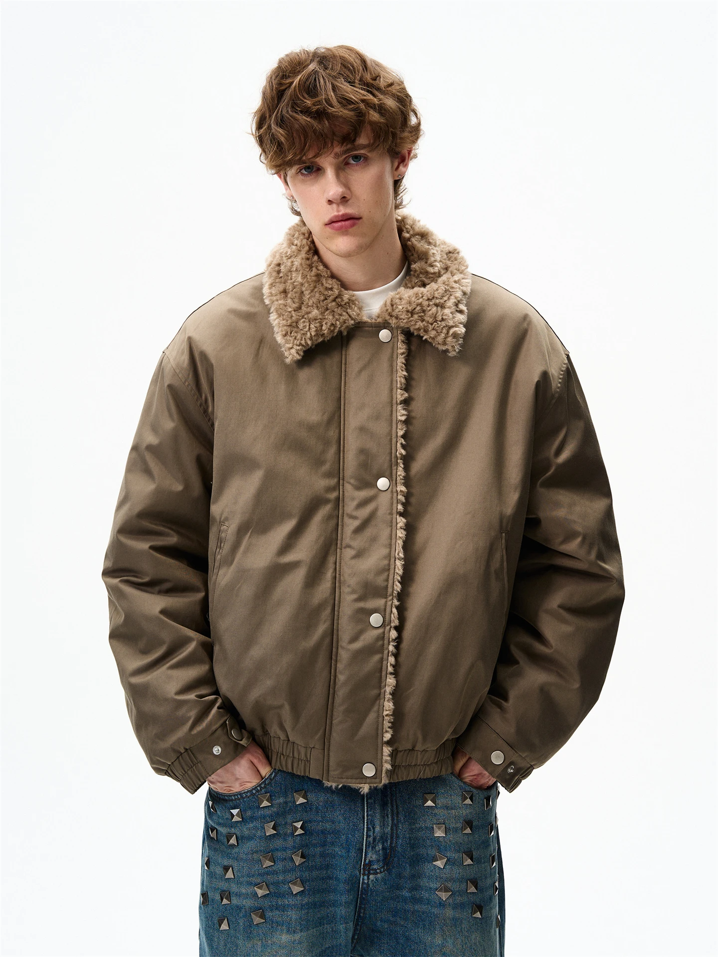 Зимнее хлопковое мужское пальто Barnes с меховым воротником в стиле ретро, молодежное пальто с длинным светом, теплое пальто на молнии
Зимнее хлопковое мужское пальто Barnes с меховым воротником в стиле ретро, молодежное пальто с длинным светом, теплое пальто на молнии