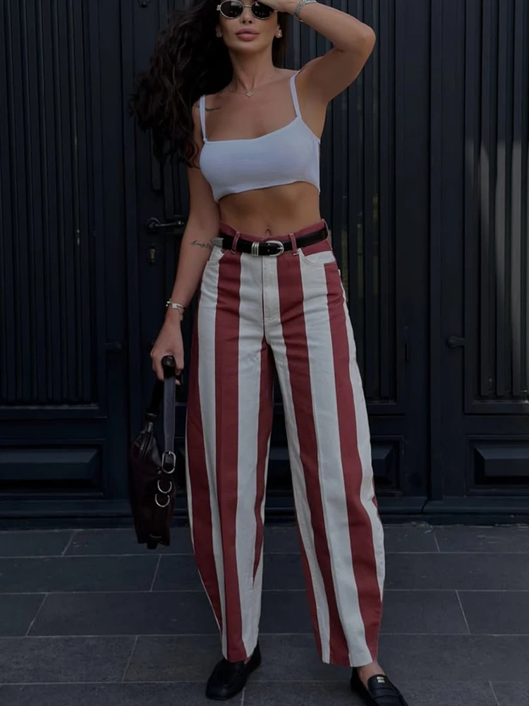 HH Women's Fashion Street Striped Tapered Jeans 2026 Spring Summer Casual Button Zipper Double Pockets Female Denim Trousers
HH Women's Fashion Street Striped Tapered Jeans 2026 Spring Summer Casual Button Zipper Double Pockets Female Denim Trousers