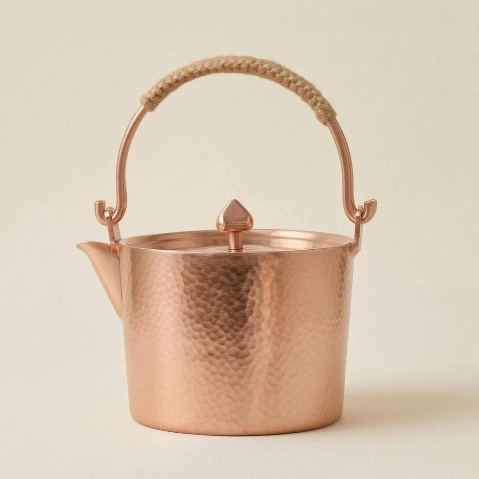 Hammered Copper Kettle Textured Surface Copper Tea Kettle Kitchenware
Hammered Copper Kettle Textured Surface Copper Tea Kettle Kitchenware