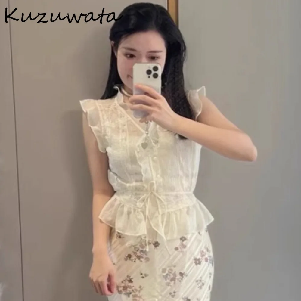 Kuzuwata Solid Patchwork Fresh Slim Sweet Blusas V Neck Fungus Ruffles Lace Flying Sleeve Crop Top Japan Literary French Shirts
Kuzuwata Solid Patchwork Fresh Slim Sweet Blusas V Neck Fungus Ruffles Lace Flying Sleeve Crop Top Japan Literary French Shirts