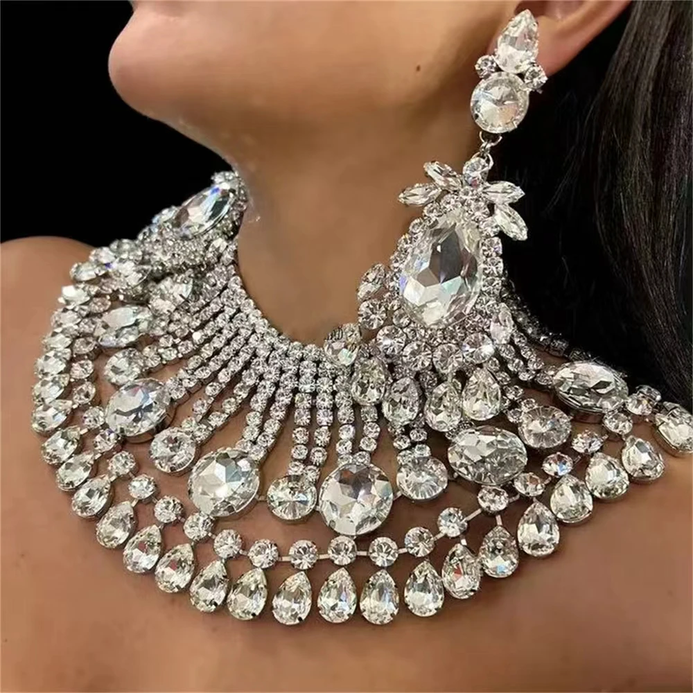 Oversized Round Rhinestone Necklace for Girls Women Accessories Luxury Wedding Decoration Jewelry Gifts Extravagant Necklace
Oversized Round Rhinestone Necklace for Girls Women Accessories Luxury Wedding Decoration Jewelry Gifts Extravagant Necklace