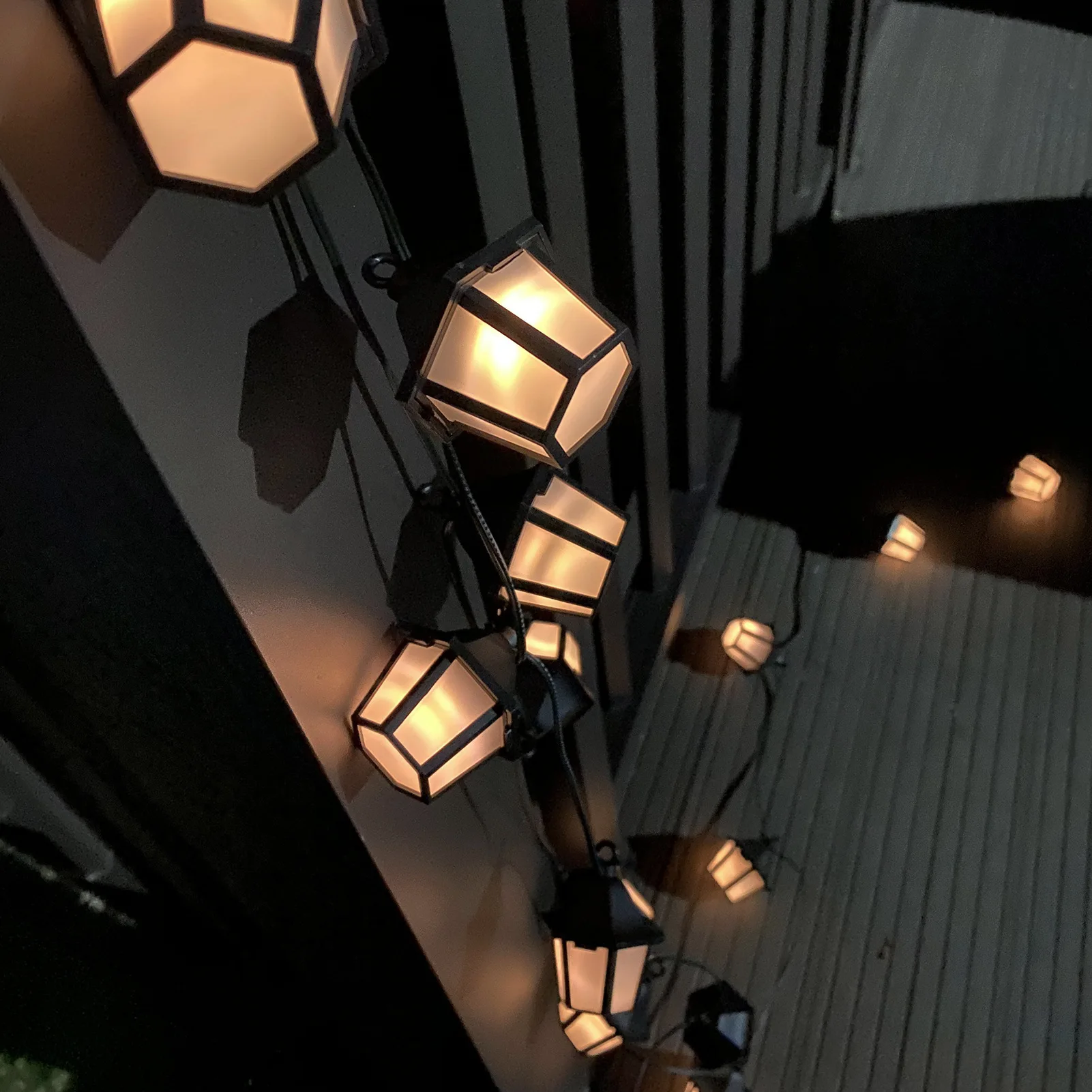 Chinese style cloth lantern store lantern traditional Kongming lantern restaurant restaurant decoration lamp Landscape Lighting
Chinese style cloth lantern store lantern traditional Kongming lantern restaurant restaurant decoration lamp Landscape Lighting