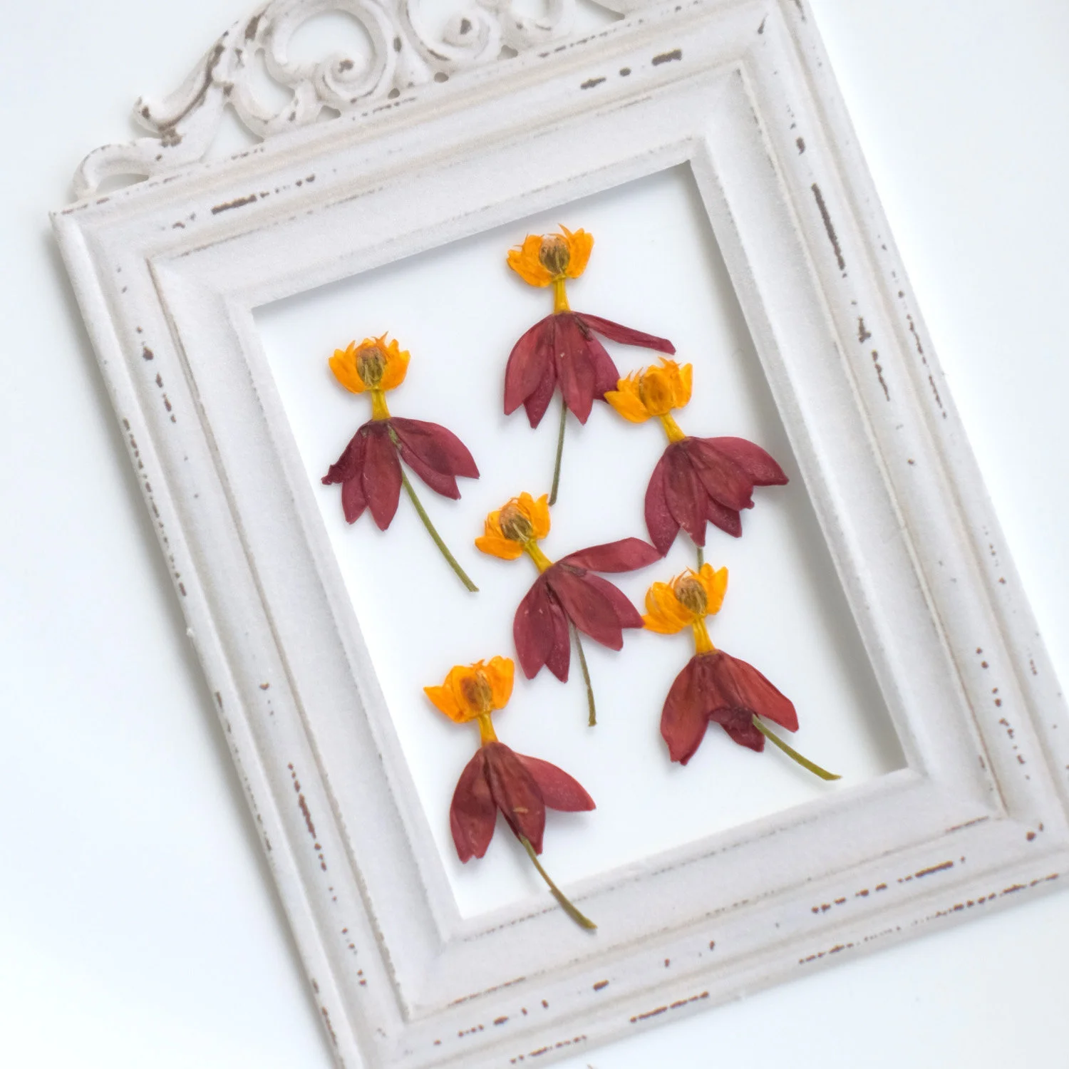 100Pcs Dancing Flowers Real Flower Pressed Plant Specimens Mini Resin Stickers for Phone Cases Small Flower Stickers for Face Makeup
100Pcs Dancing Flowers Real Flower Pressed Plant Specimens Mini Resin Stickers for Phone Cases Small Flower Stickers for Face Makeup