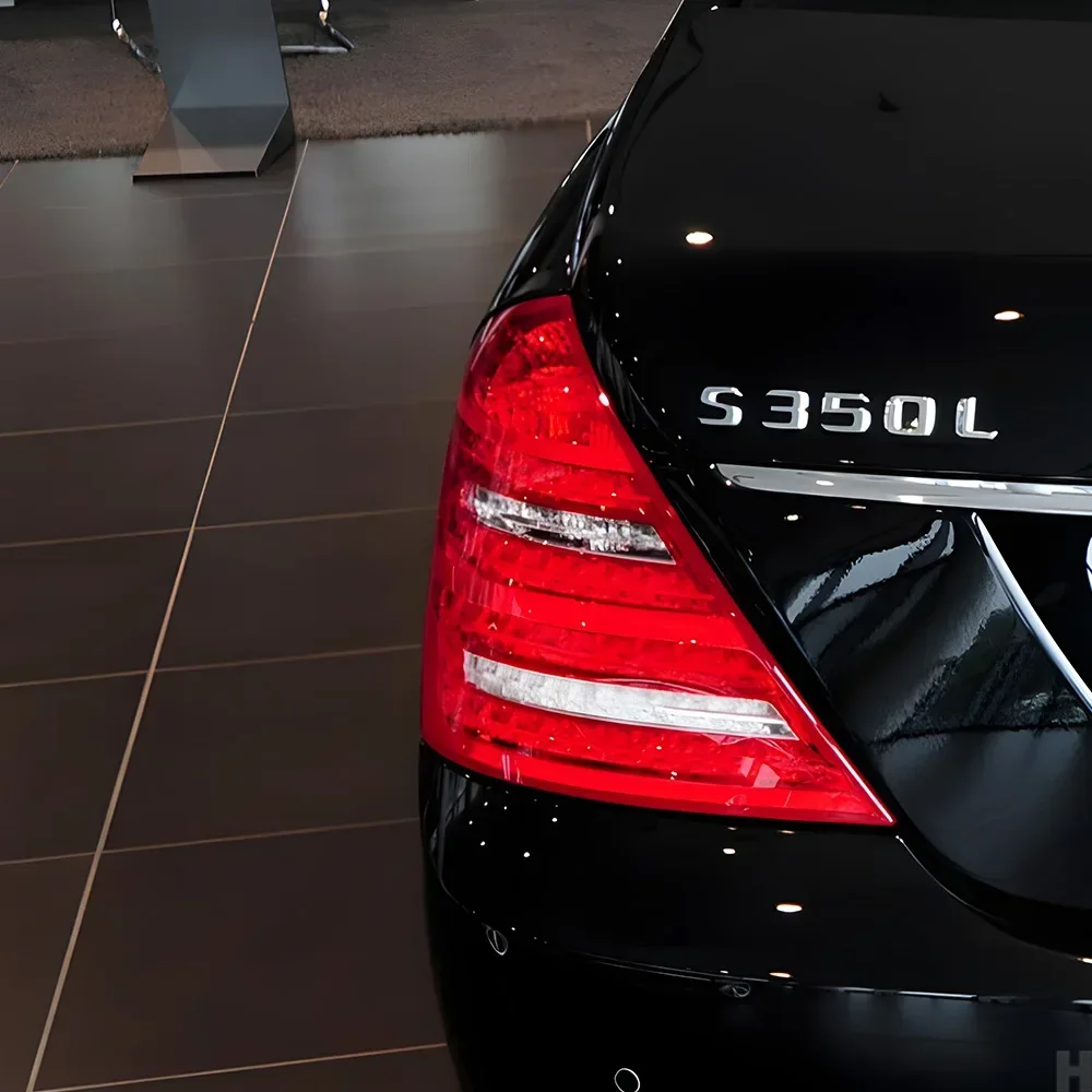 Светодиодные автомобильные задние фонари в сборе для Benz S-Class W221 S300 S350 S500 2006-2013, обновление, новый стиль, аксессуары для мигающего сигнала
Светодиодные автомобильные задние фонари в сборе для Benz S-Class W221 S300 S350 S500 2006-2013, обновление, новый стиль, аксессуары для мигающего сигнала