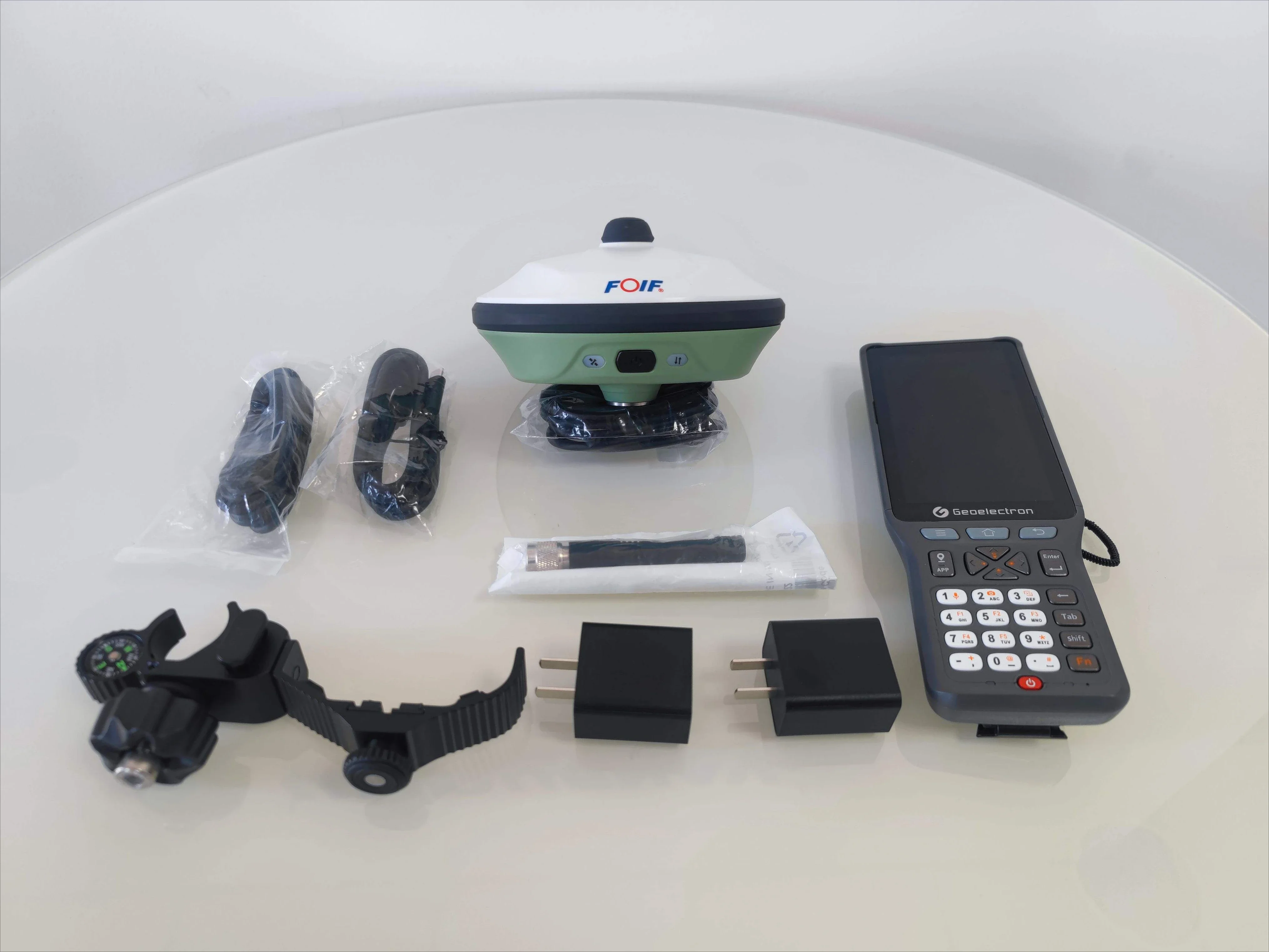 FOIF A70AR Высокопроизводительный GNSS RTK-приемник Прибор для геодезического посадки GPS RTK с 1408 каналами 
FOIF A70AR Высокопроизводительный GNSS RTK-приемник Прибор для геодезического посадки GPS RTK с 1408 каналами