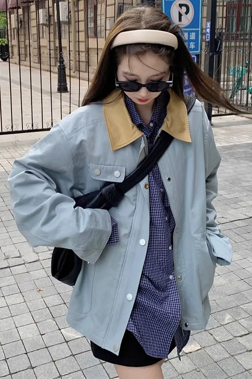 American Vintage Lapel Workwear Jacket 2025 Women's Oversized Casual Denim Coat Fall Spring Loose Coats Chic Unisex Chic Outfit
American Vintage Lapel Workwear Jacket 2025 Women's Oversized Casual Denim Coat Fall Spring Loose Coats Chic Unisex Chic Outfit