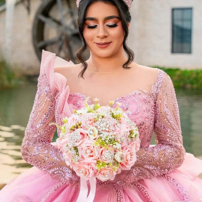 Customized Pink Quinceanera Dresses Off the Shoulder crystal sequin beads applique Big Bow Long tail Vestido 15 Quinceanera
Customized Pink Quinceanera Dresses Off the Shoulder crystal sequin beads applique Big Bow Long tail Vestido 15 Quinceanera