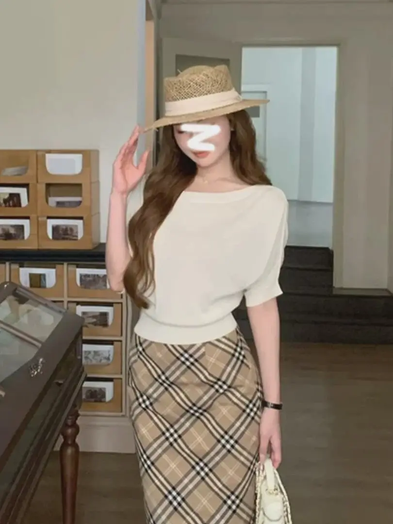Slim Fit Knitted Short Sleeve One Shoulder mid Sleeve Women's Summer Sexy Girl Style Half Sleeve Top Korean Style Commute
Slim Fit Knitted Short Sleeve One Shoulder mid Sleeve Women's Summer Sexy Girl Style Half Sleeve Top Korean Style Commute