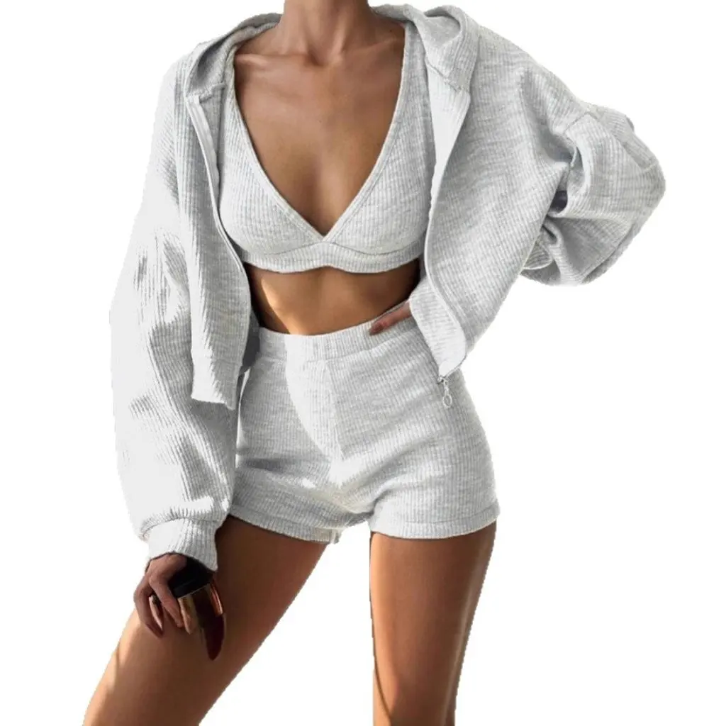 Удобный короткий женский комплект с капюшоном, модный осенний топ из трех предметов в европейском и американском стиле для пикантных девушек, спортивный и досуг на молнии
Удобный короткий женский комплект с капюшоном, модный осенний топ из трех предметов в европейском и американском стиле для пикантных девушек, спортивный и досуг на молнии