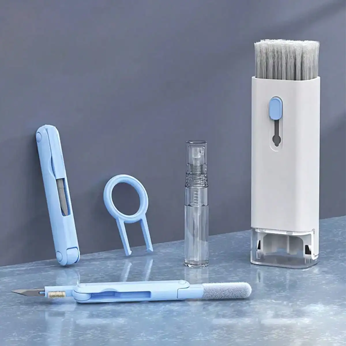 Multifunctional Seven-In-One Cleaning Kit, Special for Cleaning Mobile Phones, Keyboards, and Earphones, Seven-Piece Cleaning Tool Set
Multifunctional Seven-In-One Cleaning Kit, Special for Cleaning Mobile Phones, Keyboards, and Earphones, Seven-Piece Cleaning Tool Set