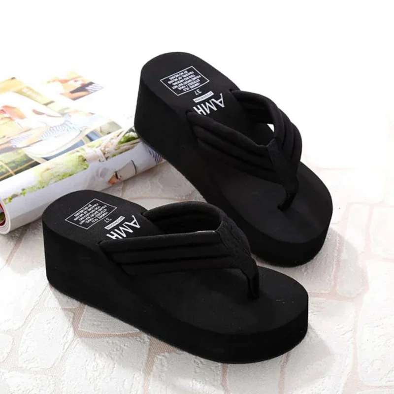 Thickened Bottom Flip Flops Women Summer Slippers Platform Beach Shoes Sandals Solid Color Streetwear Ladies Trendy Slippers
Thickened Bottom Flip Flops Women Summer Slippers Platform Beach Shoes Sandals Solid Color Streetwear Ladies Trendy Slippers