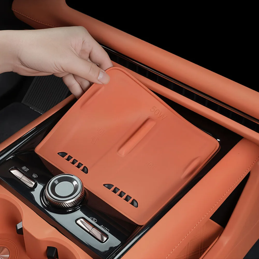 Силиконовая накладка для беспроводной зарядки, аксессуары для модификации автомобиля для Lynk & Co 900 2025 2026, оригинальный цвет, защита от пыли и грязи
Силиконовая накладка для беспроводной зарядки, аксессуары для модификации автомобиля для Lynk & Co 900 2025 2026, оригинальный цвет, защита от пыли и грязи