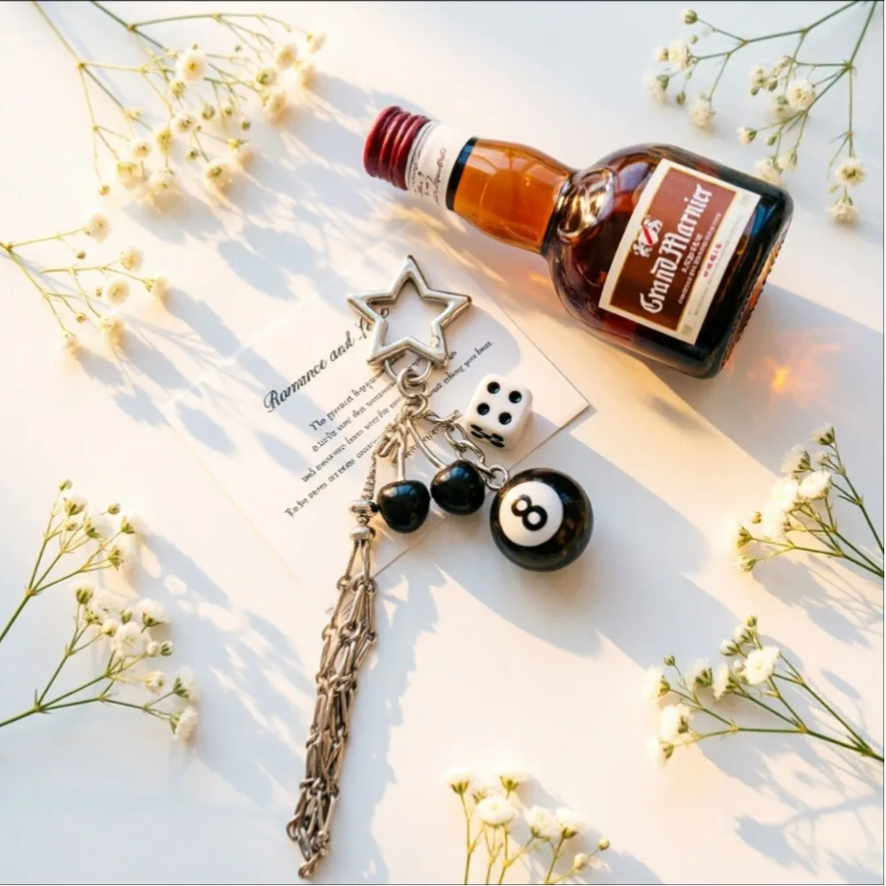 Personality Phone Keychain Dice Bag Ring Black No. 8 Souvenir Festival Gift KeyRing Car Billiards Wholesale Water Cup OEM
Personality Phone Keychain Dice Bag Ring Black No. 8 Souvenir Festival Gift KeyRing Car Billiards Wholesale Water Cup OEM