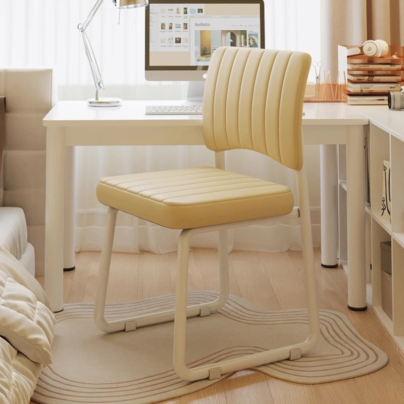 Designer Bedroom Office Chair Ergonomic Comfy Camping Conference Rotating Office Chair Floor Luxury Silla Escritorio Furniture
Designer Bedroom Office Chair Ergonomic Comfy Camping Conference Rotating Office Chair Floor Luxury Silla Escritorio Furniture