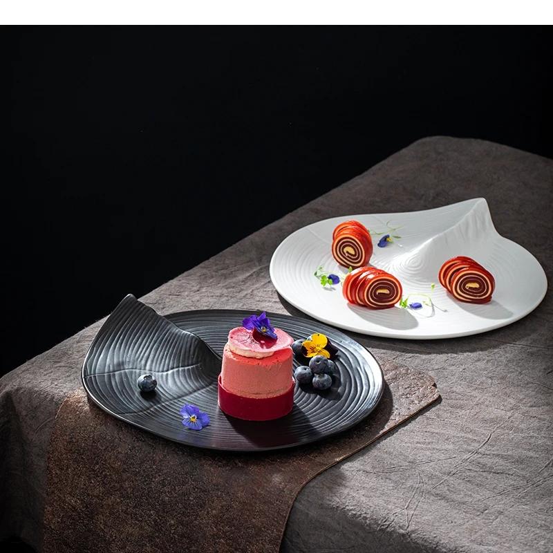 Hotel Restaurant Main Dish Irregular Shaped Ceramic Dining Plate Home Dinner Steak Food Decoration Dessert
Hotel Restaurant Main Dish Irregular Shaped Ceramic Dining Plate Home Dinner Steak Food Decoration Dessert