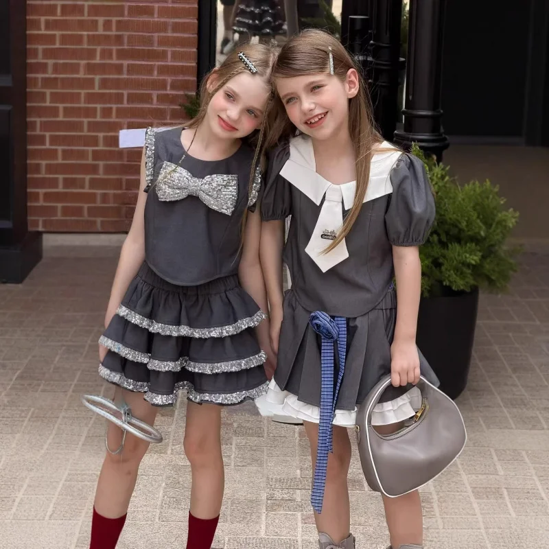 Children's clothing for girls: sequined bow tie top and skirt set2026New summer children's clothing
Children's clothing for girls: sequined bow tie top and skirt set2026New summer children's clothing