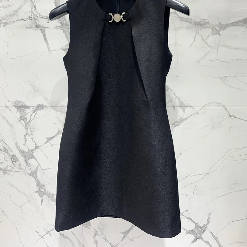 Top Quality Black Sleeveless A-Line Dresses 2024 Summer New Round Neck Mini Sexy Dress For Women Y2K High End Clothes Runway
Top Quality Black Sleeveless A-Line Dresses 2024 Summer New Round Neck Mini Sexy Dress For Women Y2K High End Clothes Runway