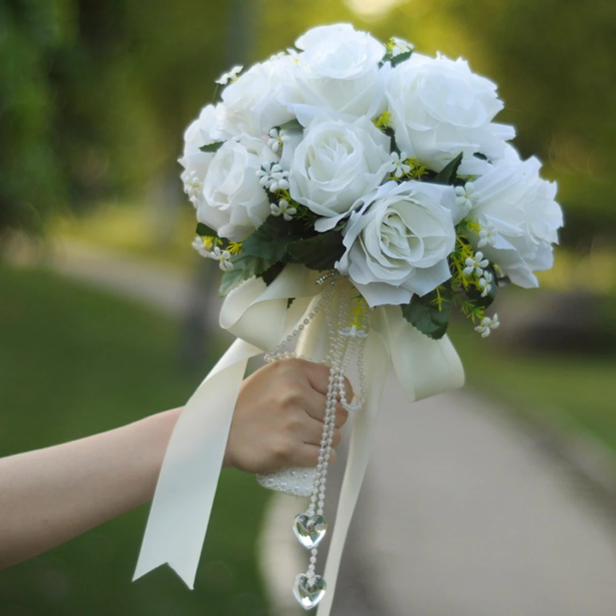 Large Wedding Bouquet for Bride, White Rose Artificial Flowers with Heart Rhinestones, for Valentine's Day Church Home Decor
Large Wedding Bouquet for Bride, White Rose Artificial Flowers with Heart Rhinestones, for Valentine's Day Church Home Decor