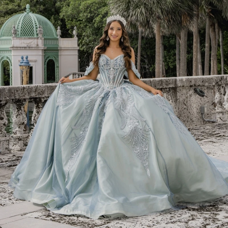 Sky Blue Princess Sweet 16 Dress Quinceanera Dresses Off The Shoulder Applique Lace Beading Crystal Bow Tull Party Birthday
Sky Blue Princess Sweet 16 Dress Quinceanera Dresses Off The Shoulder Applique Lace Beading Crystal Bow Tull Party Birthday