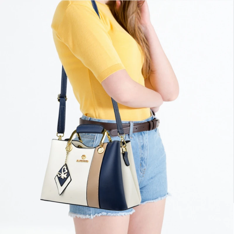 Fashionable Color Blocked Women'S Shoulder Bag Classic Retro Crossbody Bag Luxury Brand Designer Handbag Commuting Tote Bag
Fashionable Color Blocked Women'S Shoulder Bag Classic Retro Crossbody Bag Luxury Brand Designer Handbag Commuting Tote Bag