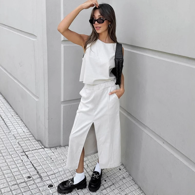 Tuularose Slit Long Skirt Suit For Women Sleeveless O-Neck Vest Top High Waist Long Skirt Suit Lady Solid Loose Office Lady Suit
Tuularose Slit Long Skirt Suit For Women Sleeveless O-Neck Vest Top High Waist Long Skirt Suit Lady Solid Loose Office Lady Suit