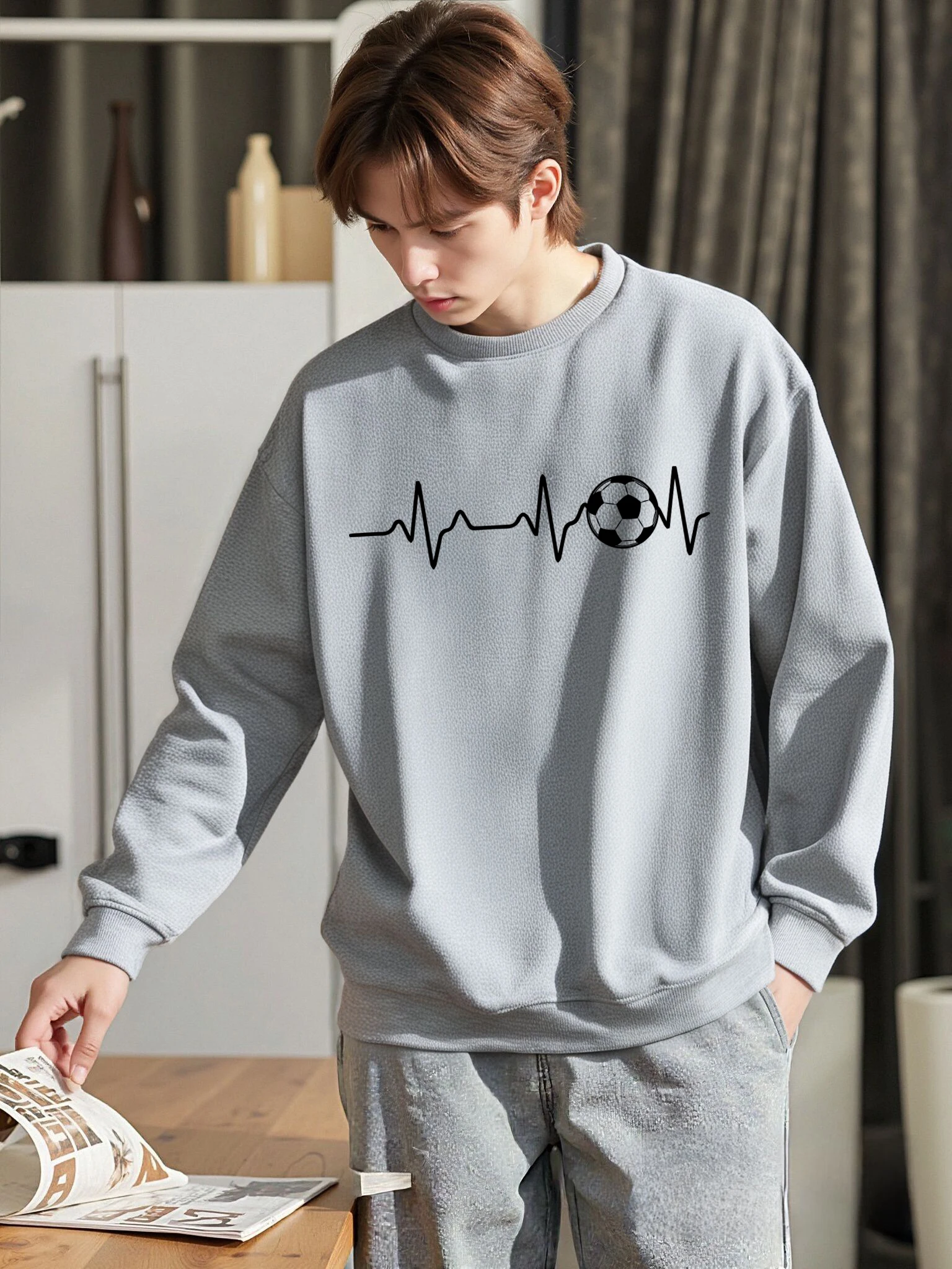 Футбольный свитшот с принтом электрокардиограммы, мужской осенний винтажный пуловер, хипстерская одежда больших размеров, мужская теплая спортивная одежда с круглым вырезом
Футбольный свитшот с принтом электрокардиограммы, мужской осенний винтажный пуловер, хипстерская одежда больших размеров, мужская теплая спортивная одежда с круглым вырезом