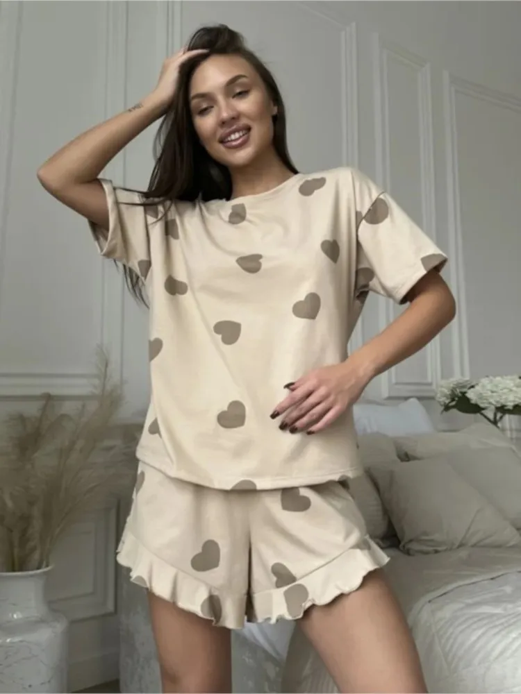 2025 Женский комплект из 2 предметов, наряд из двух предметов, новые подходящие комплекты, модные топы с короткими рукавами и принтом, шорты, домашняя одежда, домашняя тонкая одежда
2025 Женский комплект из 2 предметов, наряд из двух предметов, новые подходящие комплекты, модные топы с короткими рукавами и принтом, шорты, домашняя одежда, домашняя тонкая одежда
