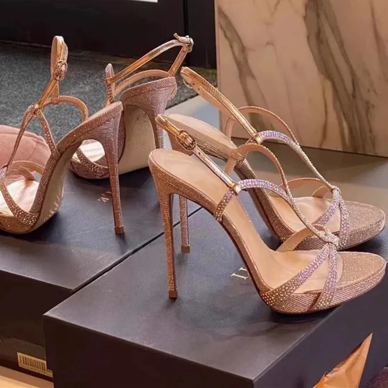 Sexy 12cm thin heel waterproof platform straight strap sandals for women's summer new style, super bright rhinestone high heels
Sexy 12cm thin heel waterproof platform straight strap sandals for women's summer new style, super bright rhinestone high heels