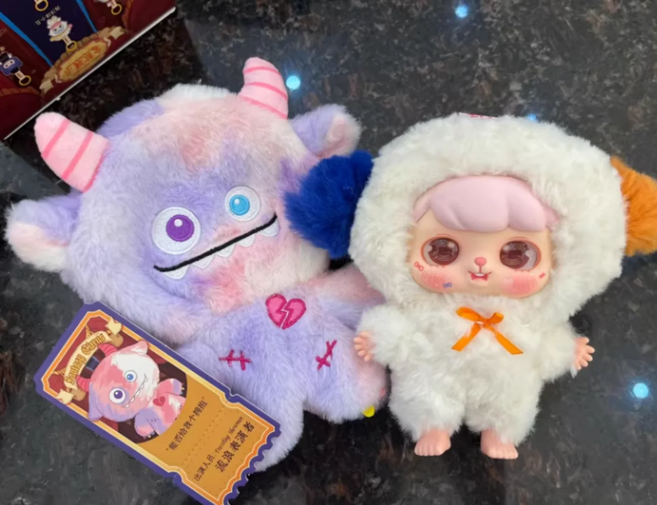 Новый оригинальный Ava Fantasy цирк плюшевая слепая коробка модная игра милая кукла кулон ручной работы Хэллоуин для девочек и детей подарок на день рождения и Рождество 
Новый оригинальный Ava Fantasy цирк плюшевая слепая коробка модная игра милая кукла кулон ручной работы Хэллоуин для девочек и детей подарок на день рождения и Рождество