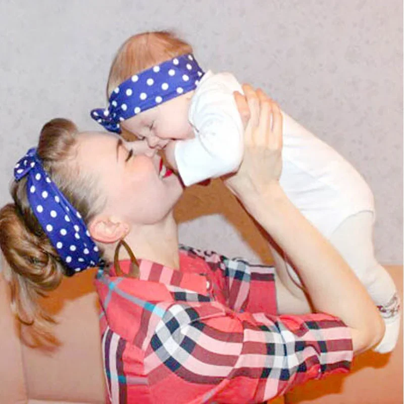 New European and American Printed Mother and Child Suit, Baby Hairband, Headwear, Mother and Son Suit 6 Colors 1 pair
New European and American Printed Mother and Child Suit, Baby Hairband, Headwear, Mother and Son Suit 6 Colors 1 pair