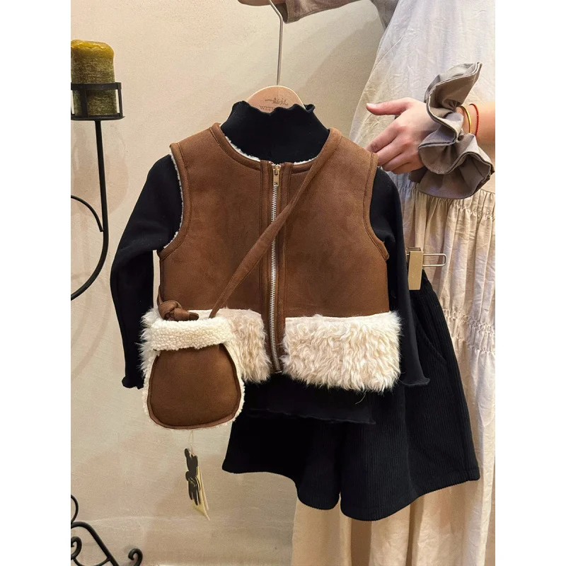 Autumn Winter New Men Women Children Fur Lined Vest Korean Retro Fur Vest Vest Knitted Children's Clothing
Autumn Winter New Men Women Children Fur Lined Vest Korean Retro Fur Vest Vest Knitted Children's Clothing