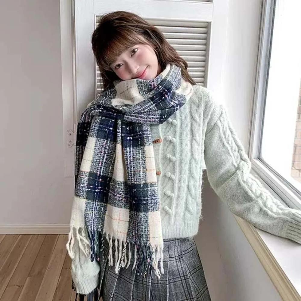 Large Soft Plaid Knitted Scarf Classic Cold-proof Long Tassel Neckscarf Solid Color Korean Style Women Thickened Scarf Couple
Large Soft Plaid Knitted Scarf Classic Cold-proof Long Tassel Neckscarf Solid Color Korean Style Women Thickened Scarf Couple