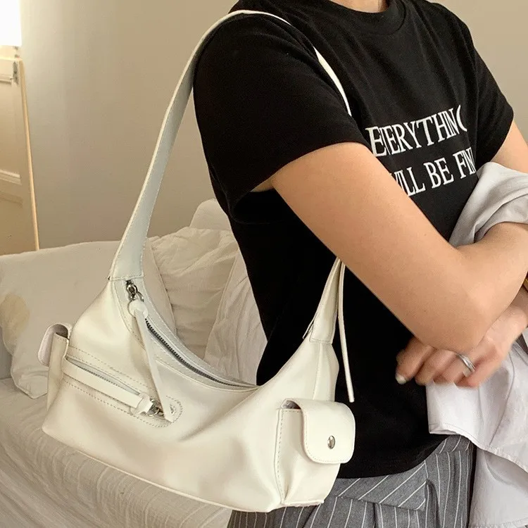 Дизайн на молнии, женские сумки подмышки с локомотивом, крутая популярная сумка на плечо для девочек, ретро искусственная кожа, женский кошелек-клатч, карманные сумки
Дизайн на молнии, женские сумки подмышки с локомотивом, крутая популярная сумка на плечо для девочек, ретро искусственная кожа, женский кошелек-клатч, карманные сумки