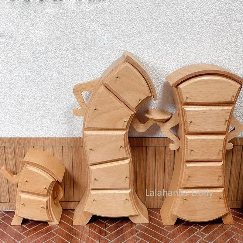 1:6 Doll House Mini Akimbo Cabinet, Storage Jewelry Cabinet Miniature Dollhouse Furniture Decoration Accessories
1:6 Doll House Mini Akimbo Cabinet, Storage Jewelry Cabinet Miniature Dollhouse Furniture Decoration Accessories