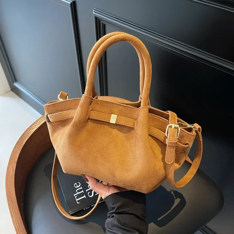 Vintage Faux Suede Women's Small Tote Bag Fashion Design Ladies Shoulder Crossbody Bags Retro Matte Female Purses and Handbags 
Vintage Faux Suede Women's Small Tote Bag Fashion Design Ladies Shoulder Crossbody Bags Retro Matte Female Purses and Handbags
