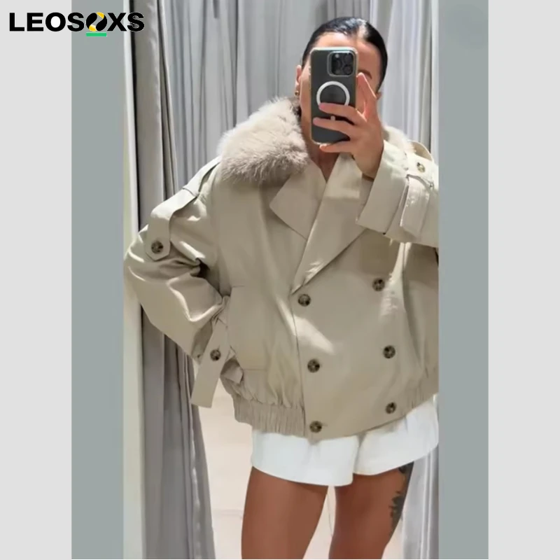 Casual Faux Fur Collar Trenches Women Fashion Loose Solid Double Breasted Lapel Short Jackets Female 2025 Autumn Chic Streetwear
Casual Faux Fur Collar Trenches Women Fashion Loose Solid Double Breasted Lapel Short Jackets Female 2025 Autumn Chic Streetwear