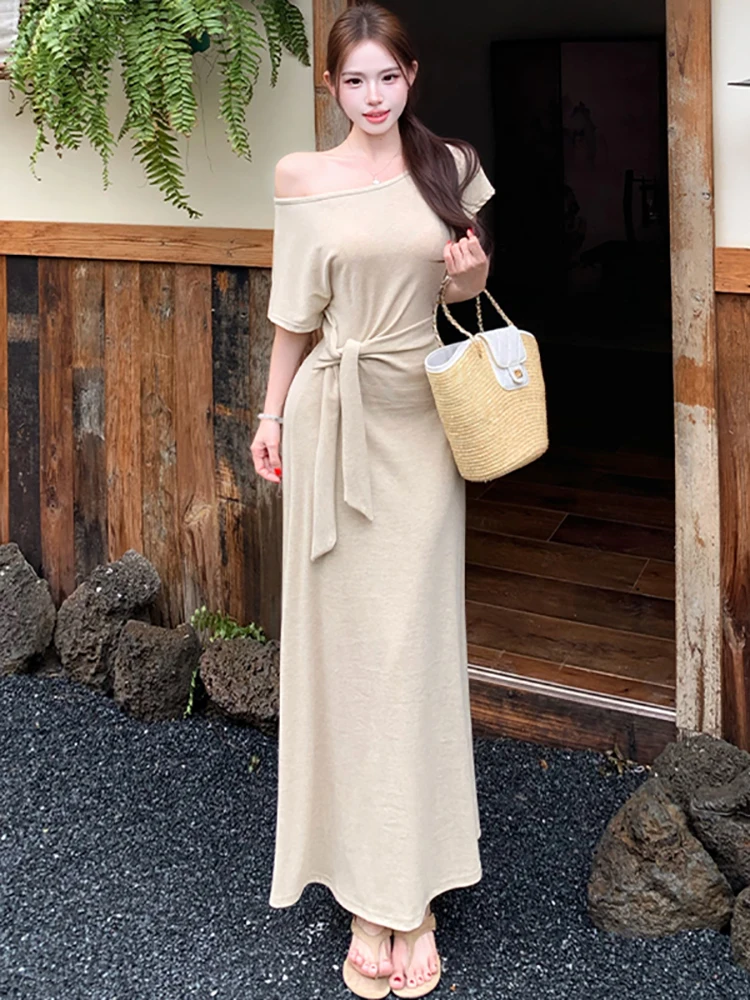 2026 Solid Knitted Bow Bandage Long Dress Summer Elegant Chic Diagonal Collar Dress Women Korean Vintage Bodycon Evening Dresses
2026 Solid Knitted Bow Bandage Long Dress Summer Elegant Chic Diagonal Collar Dress Women Korean Vintage Bodycon Evening Dresses