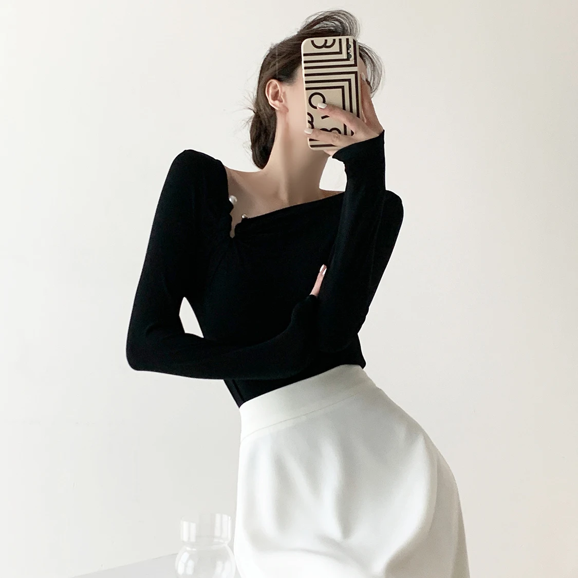 Женская футболка Bla Long Sve Base irt, весенне-осенний модный дизайн, внутренняя одежда с ключицей, универсальный облегающий топ
Женская футболка Bla Long Sve Base irt, весенне-осенний модный дизайн, внутренняя одежда с ключицей, универсальный облегающий топ