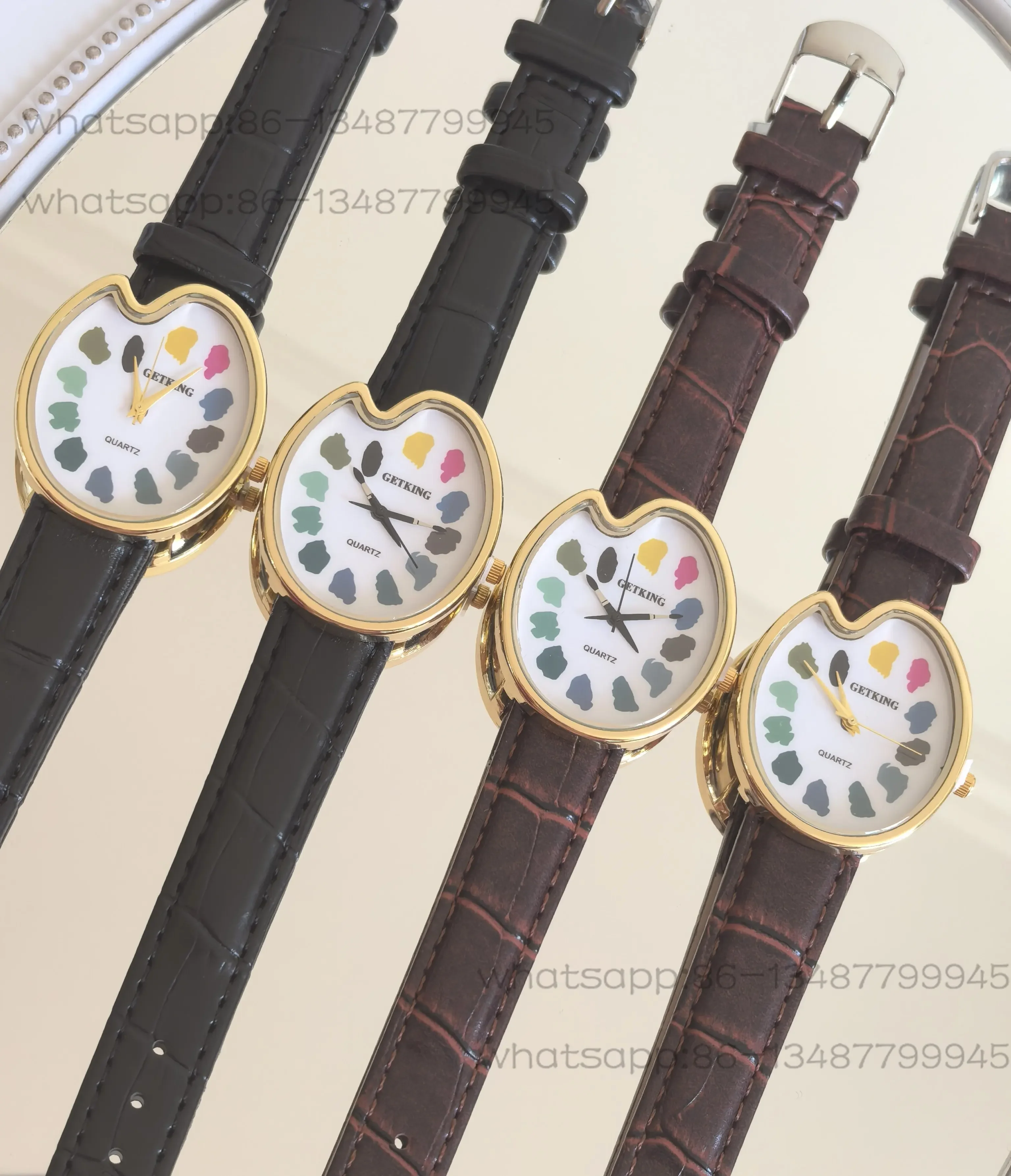 Painter's palette niche art retro homemade brush pointer watch
Painter's palette niche art retro homemade brush pointer watch